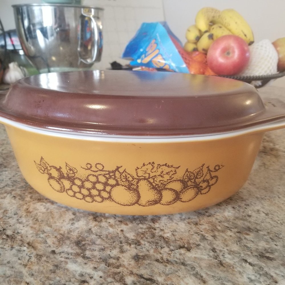 Old Orchard pyrex casserole